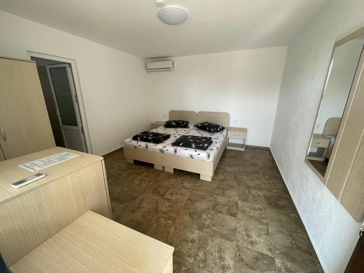 Casa Ryn Hotel Vama Veche Bagian luar foto