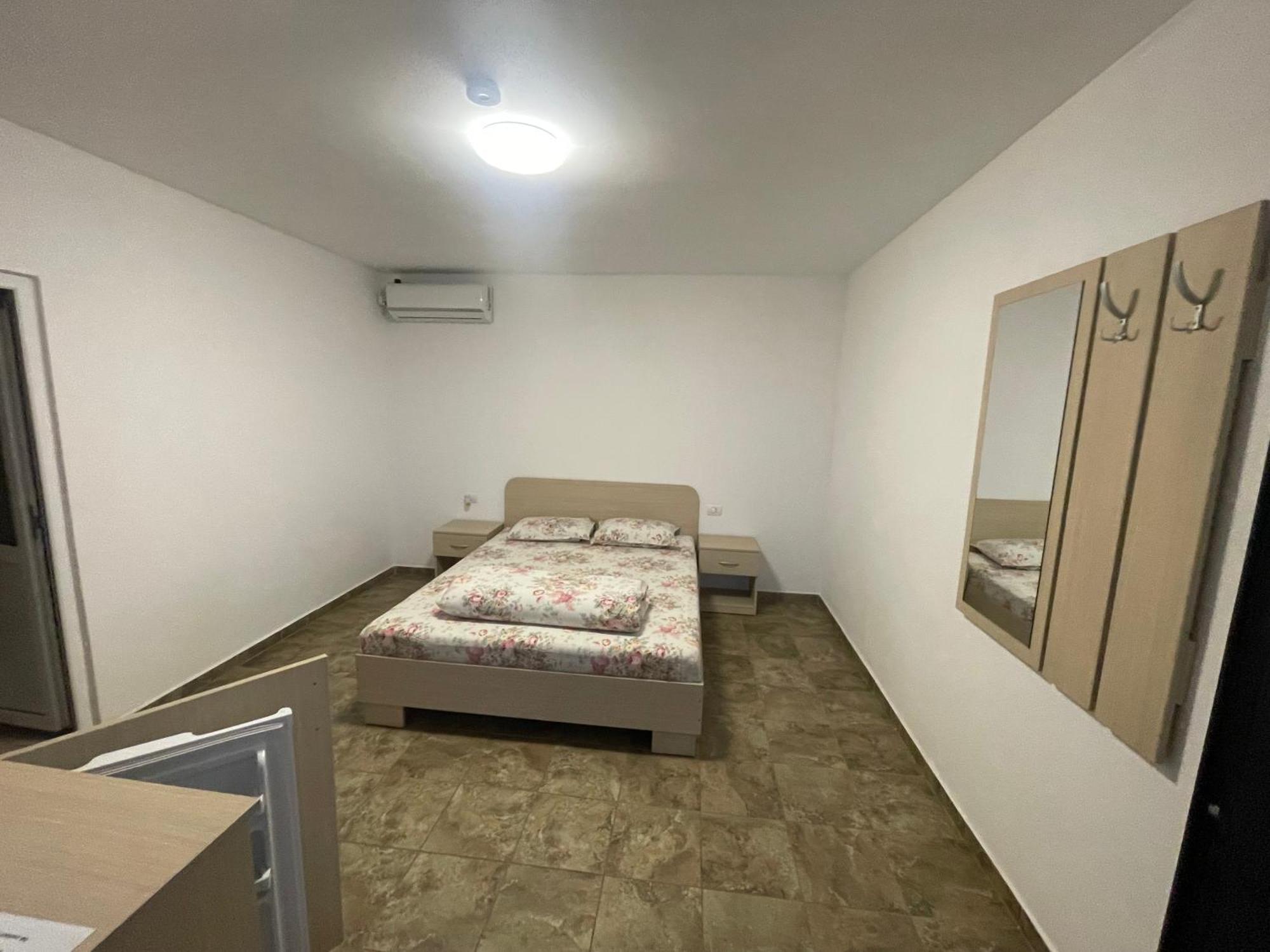 Casa Ryn Hotel Vama Veche Bagian luar foto